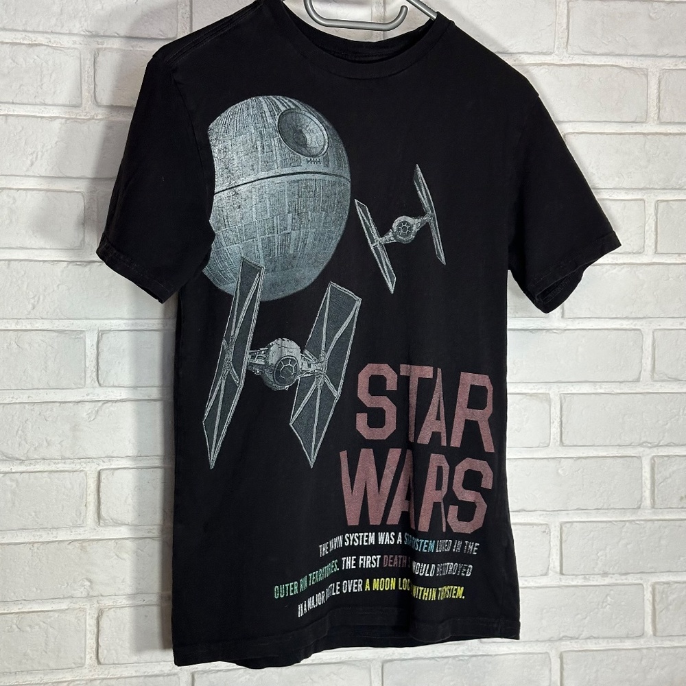 Star Wars Death Star and Tie Fighters T-shirt boys size XL